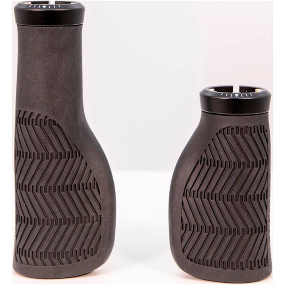 Zwarte Herrmans Nucore Grip Town Wave handvatten, 90/130 mm, gemaakt van bioplastic, voor fietscomfort en stijl.