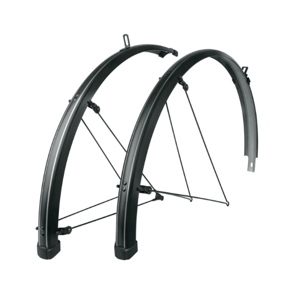 Zwarte SKS Bluemels Stripes spatbordenset voor 28-inch fietsen, beschermt tegen modder en water tijdens het fietsen.