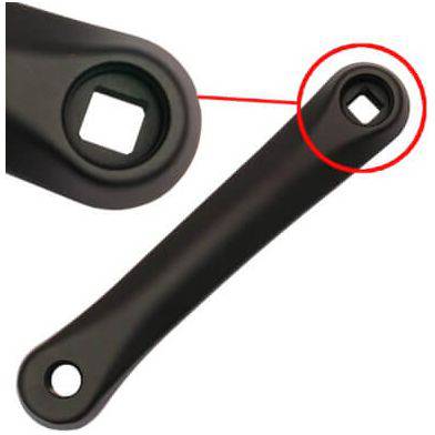 Zwarte Sunrace Crank Links 7000 cranks, 170 mm lengte, zichtbaar in de afbeelding.