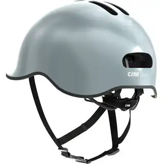 Crnk Tango Urban E-bike helm met verstelbare riem en ventilatiegaten, zwart en reflecterende details voor veilig fietsen.