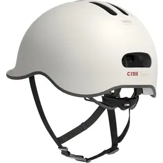 Crnk Tango Urban e-bike helm met verstelbare riem en ventilatieopeningen, geschikt voor stadsfietsers en urban ritten.