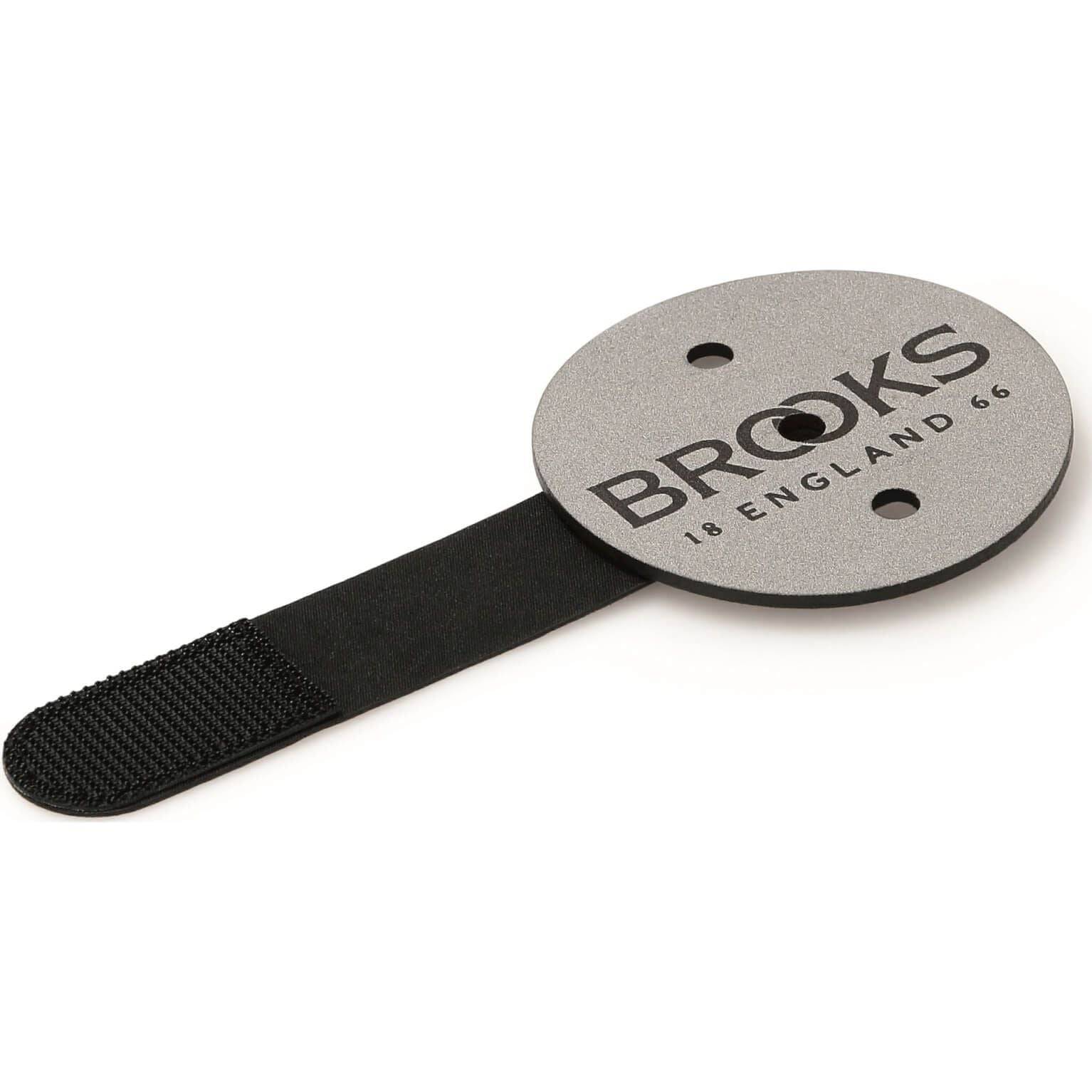 Brooks Reflective Patch Dispenser (15) - Le Coq Wielerartikelen