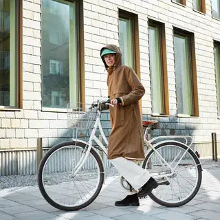 Weathergoods Sweden Imbris regenjas voor dames, waterdicht en drielaags, met capuchon en verstelbare manchetten.