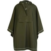 Grote waterdichte poncho van Weathergoods Sweden, gemaakt van 100% gerecycled materiaal, geschikt voor regenachtige dagen.