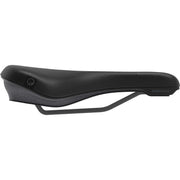 Ergon ST Core Evo dames fietszadel met twin shell ergonomisch ontwerp, geschikt voor stadsfietsen en e-bikes, zichtbaar in close-up.
