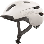 Groene Abus Purl-Y Ace Speed Pedelec Helm met geïntegreerd oplaadbaar LED-licht en NTA-geclassificeerd voor veilig fietsen.