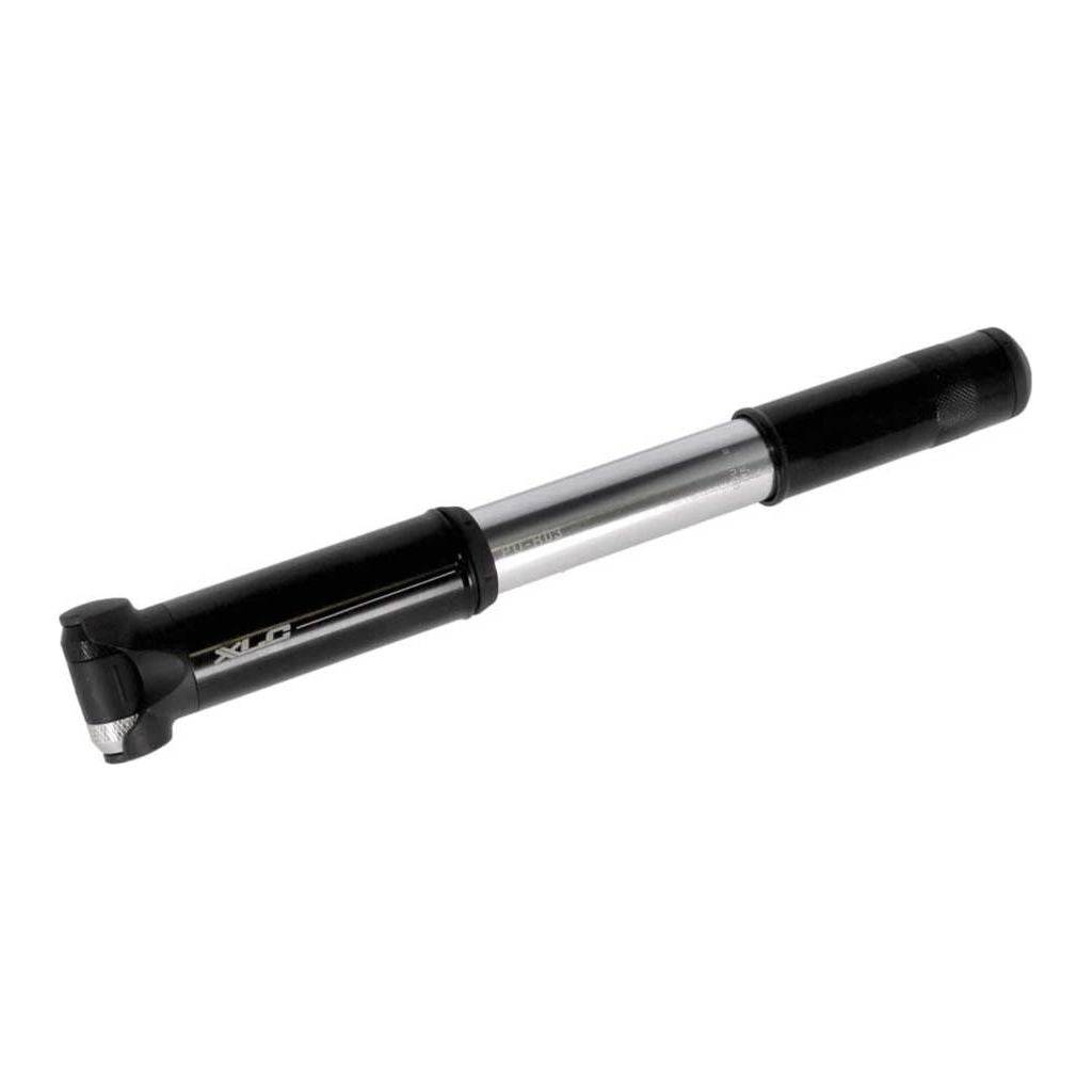 XLC Mini Race Pu-R03 handpomp voor fiets, compacte minipomp geschikt voor snel oppompen van banden.