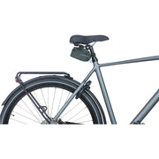 Zadeltas Basil Discovery 365D waterafstotend, zwart, 0,5 liter, geschikt voor fietsers, stevige waterdichte fietstas