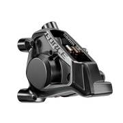 Zwarte Sram Force Axs E1 hydrolische shifters en remgreep voor 12-speed fietssysteem, gepolijst en laser-geëtst, zichtbaar in de afbeelding.