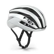 MET Trenta 3K Carbon MIPS racefietshoed met aerodynamisch ontwerp en verstelbare straps, geschikt voor wielrenners.
