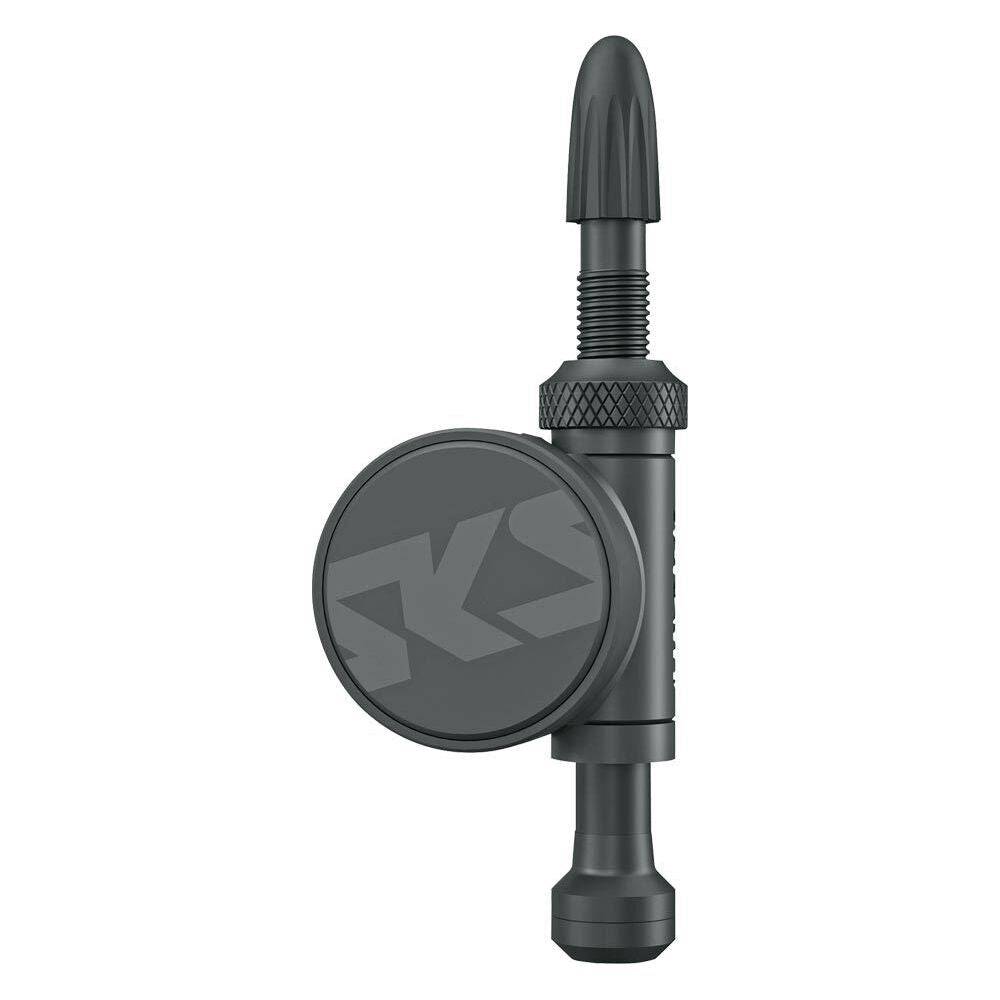 Digitale SKS Airspy TL ventieldrukmeter voor tubeless banden, zichtbaar op de 74mm lange bandenspanningsmeter.