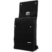 Zwarte Urban Proof tas, een ruime city rugzak van 15 liter met afmetingen 32x45x11 cm, geschikt voor dagelijks gebruik.