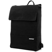 Zwarte Urban Proof rugzak City Backpack met 15 liter capaciteit en afmetingen 32x45x11 cm, zichtbaar met ritssluiting en handvat.