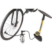 Topeak Tubibooster X tubeless pomp met handgreep en drukmeter voor fietsbanden op de afbeelding.