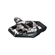 Shimano Deore Xt PD-M8120 MTB pedalen, dubbelzijdig SPD-pedaalset voor mountainbiken op een witte achtergrond
