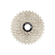 Sunrace CSRS3 11-speed cassette 11-28T voor racefiets, zichtbaar met metalen tanden en compatibele snelheden