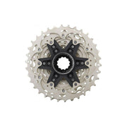 Shimano Ultegra CS-R8100 12-speed cassette met metalen tanden en zwarte behuizing, geschikt voor racefietsen.