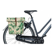 Basil Ever-Green dubbele waterafstotende fietstas 28-32 liter, geschikt voor bagagedragers, zwart met reflectie-details