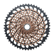 Zwarte SRAM XG1299 12-speed cassette met 10-52T tandwielen, geschikt voor mountainbikes en snelle ritten