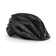 MET MTB helm met crossover ontwerp, ademend en stevig, geschikt voor urban en mountainbiken, zichtbaar met verstelbare ventilatieopeningen.