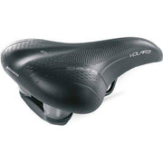 Zwart Selle Bassano Volare 3Zone Elm stadsfietszadel met ergonomische vorm en comfortabele padding voor e-bikes en stadsfietsen.